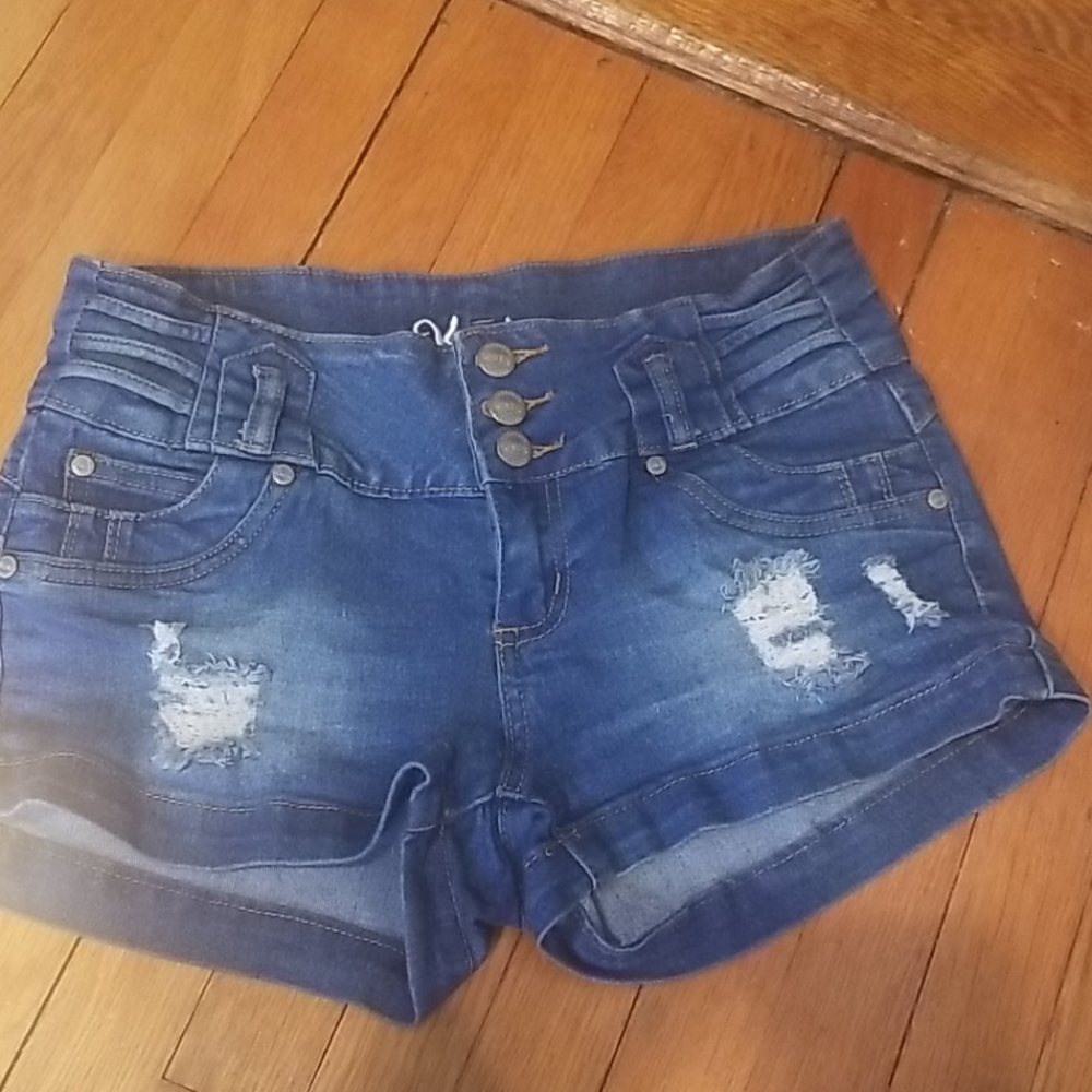 Kaba Distressed Butt Lifting Denim shorts